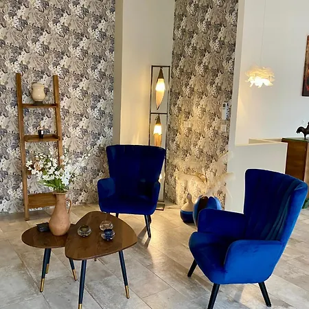 Maison Du Midi, 2 De Charme * Ginestas